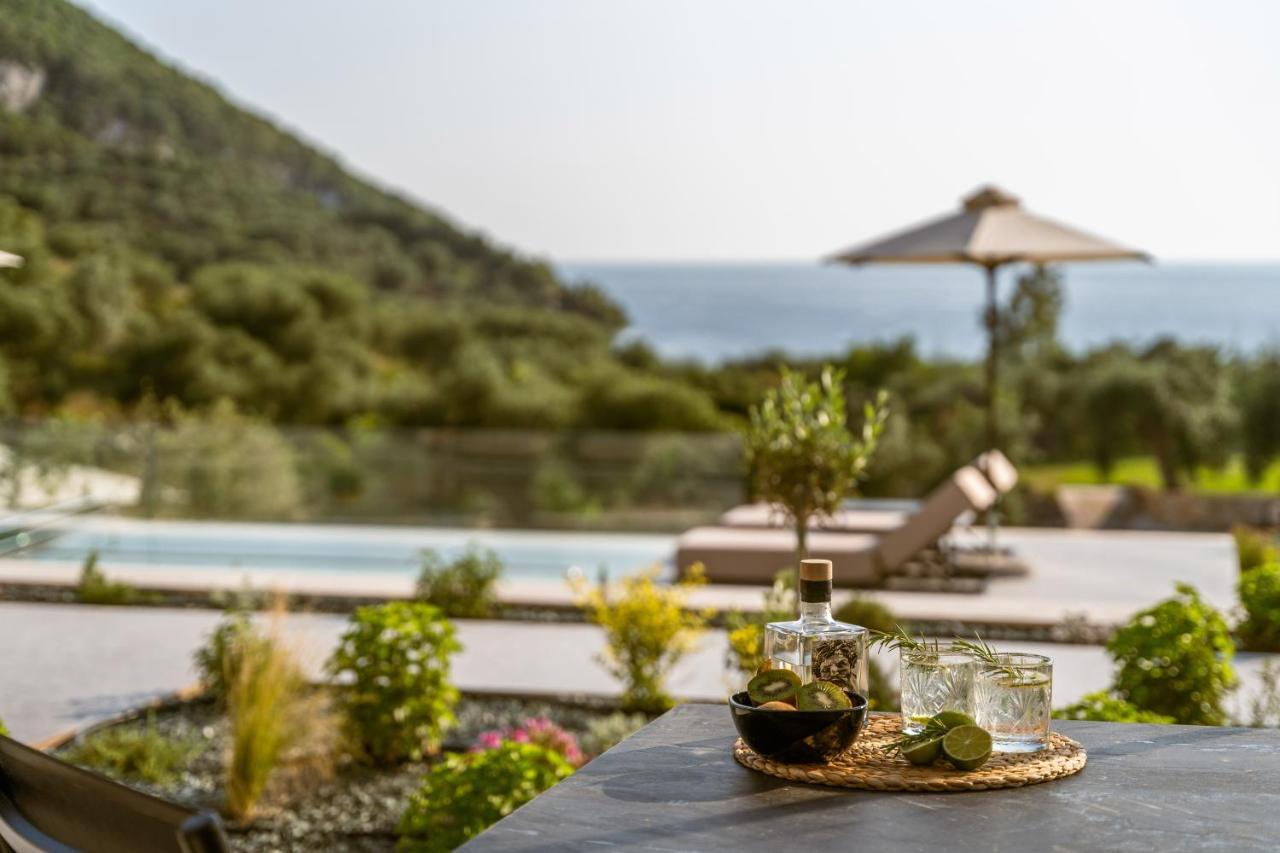 The View Hotel Sofas Coastal Retreat Pérdika Kültér fotó