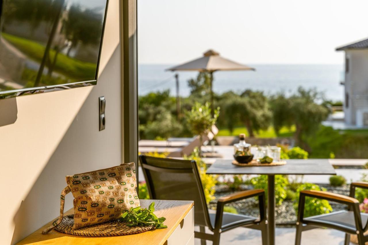 The View Hotel Sofas Coastal Retreat Pérdika Kültér fotó